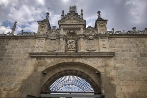 "Romeros Gate"(1562), Hospital del Rey (IMG_3281-v2)